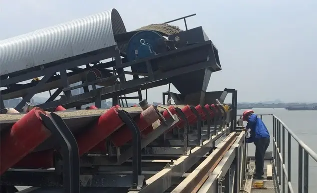 ship unloading and stockpiling conveyor system project