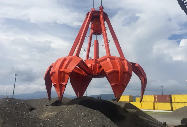 Orange Peel Grab Bucket