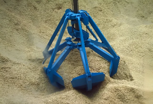 Orange Peel Grab Bucket