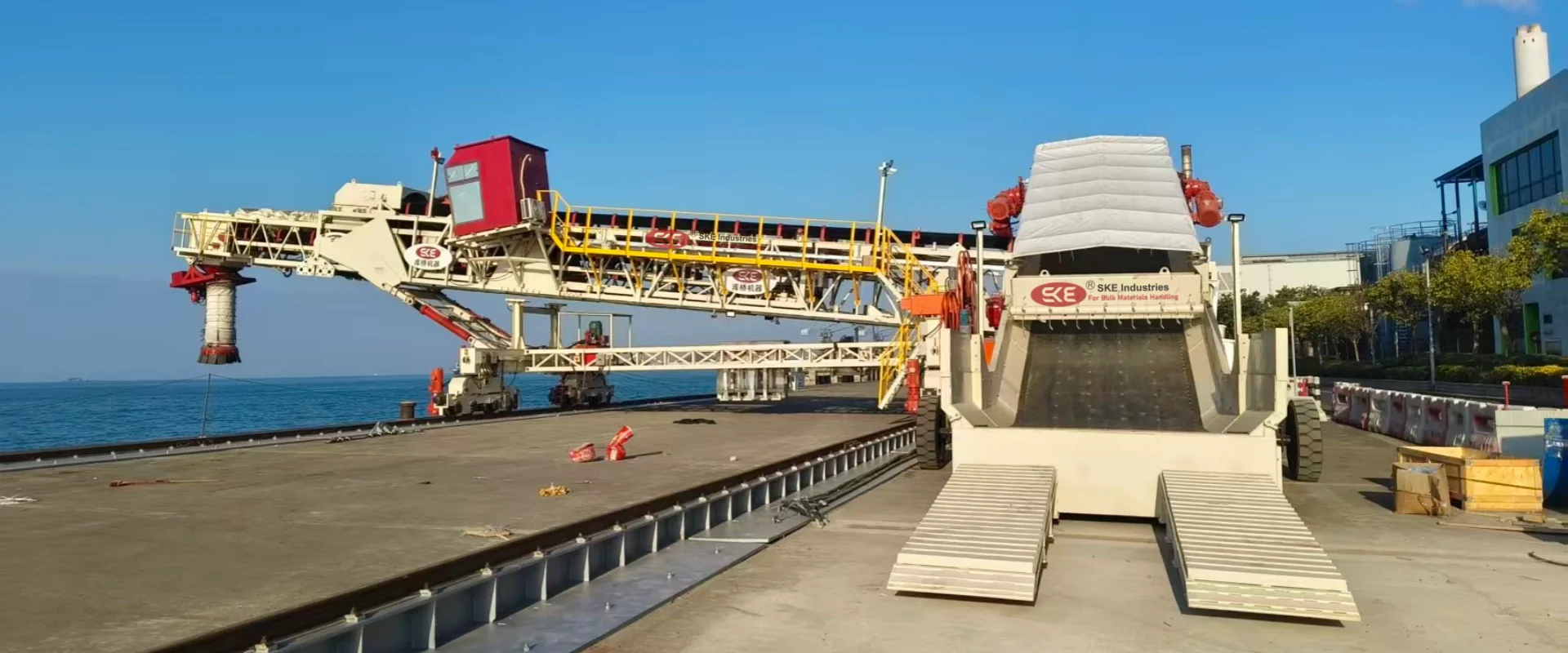 SKE is a mobile ship loader manufacturer