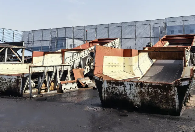 Truck Unloader | Fixed Bulk Reception Feeders